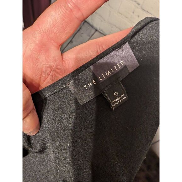 The Limited loose fit lightweight top size small - Picture 3 of 4